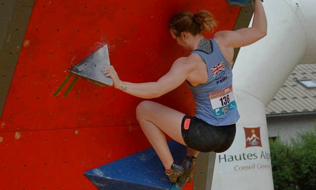 Rachel Carr competition climbing