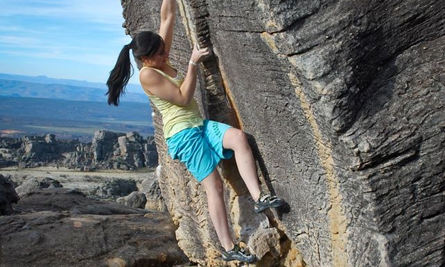 Michelle Forrest bouldering